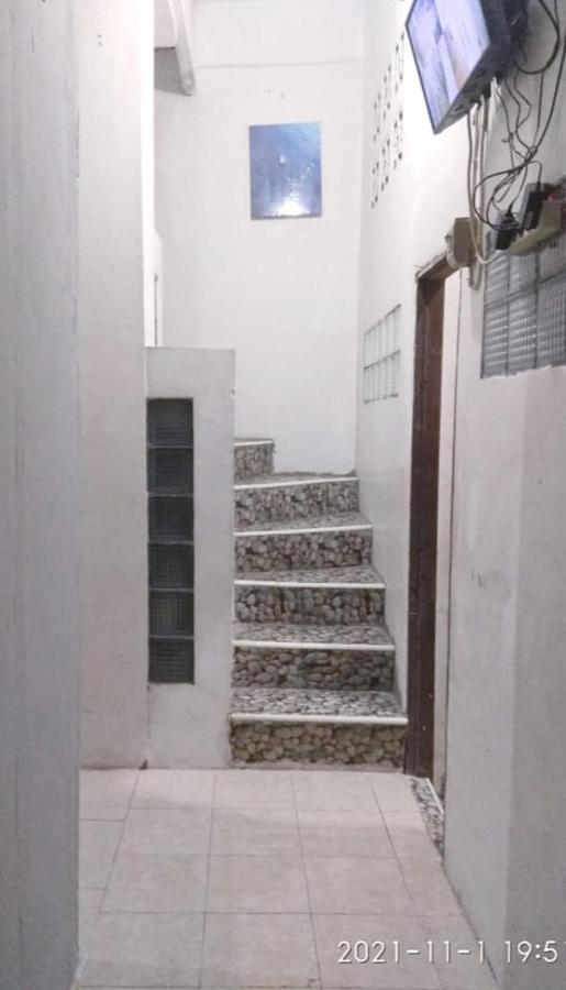 Greenkost Hostel Sintang Εξωτερικό φωτογραφία