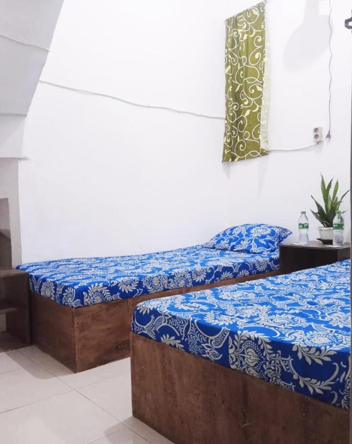 Greenkost Hostel Sintang Εξωτερικό φωτογραφία