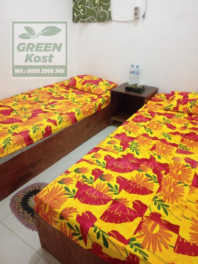 Greenkost Hostel Sintang Εξωτερικό φωτογραφία